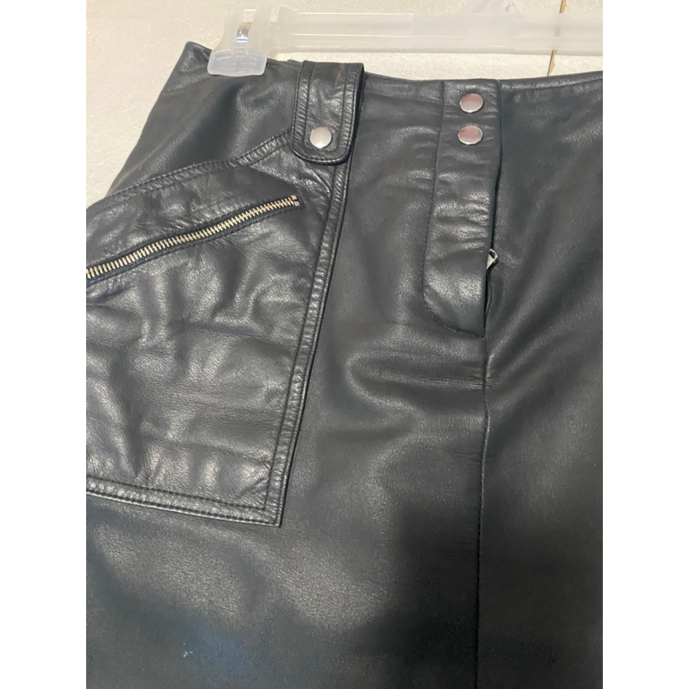 Women's Danier Genuine Leather Skirt Size 4 Black - Picture 3 of 7